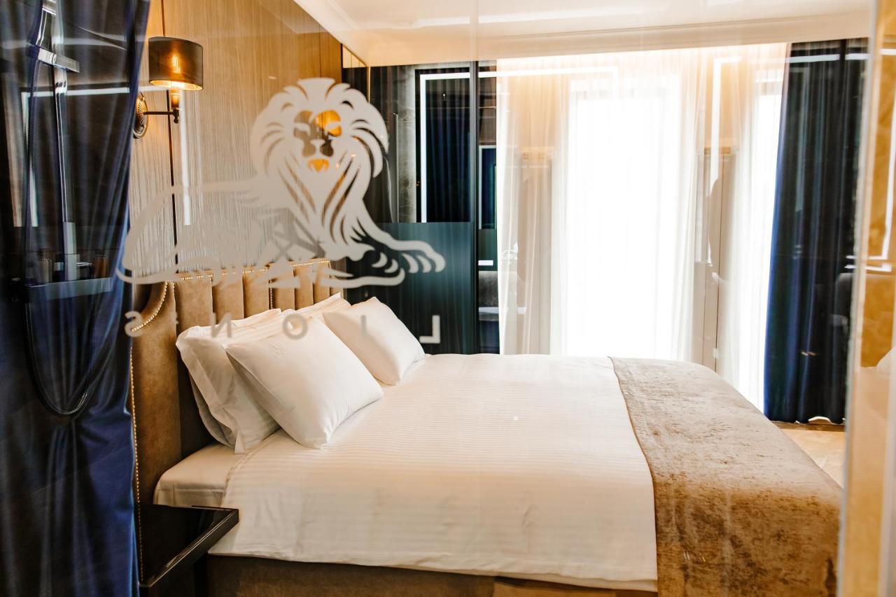 Lion'S Hotel Chisinau Exterior photo